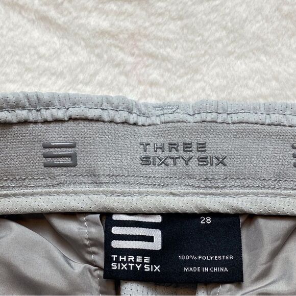 Three Sixty Six Light Gray Shorts Size 28 - Picture 4 of 10